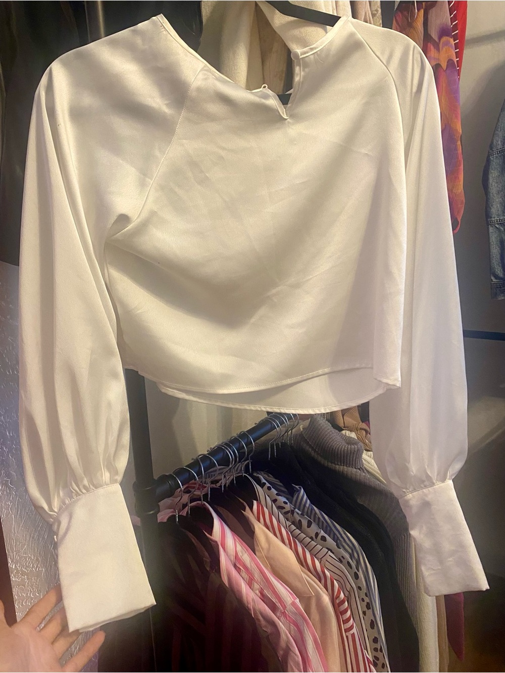 Missguided + White Long-Sleeve Crop Top Blouse